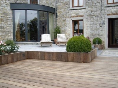 Réalisation d'une terrasse en bois par Créations & Paysage