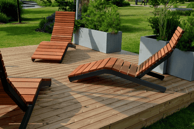 Le bois offre une esth&eacute;tique naturelle et chaleureuse &agrave; votre terrasse ext&eacute;rieur